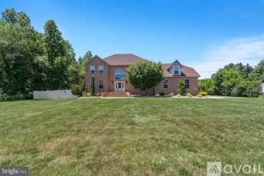 Main picture of 710 Tuckahoe Rd