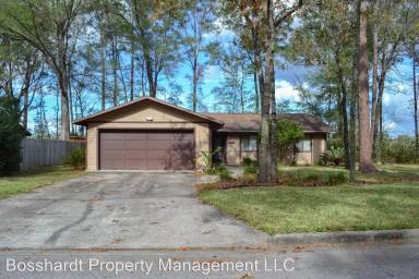 Main picture of 7214 SW 17th Pl