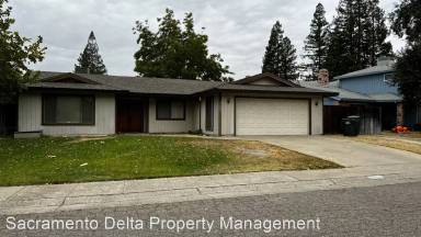 Main picture of 8667 Gaines Ave