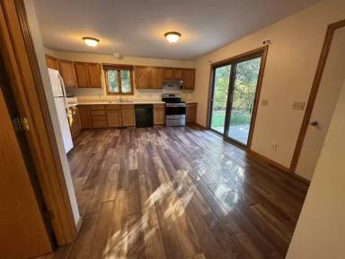 Main picture of 817 Kendall Ln