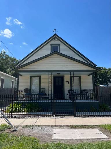 Main picture of 2516 N 12th St