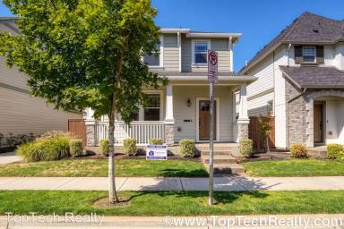 Main picture of 340 SW Mitchum Ter