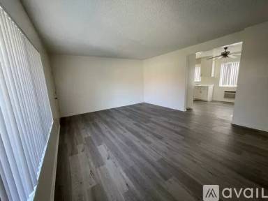 Main picture of 7701 Franklin St
