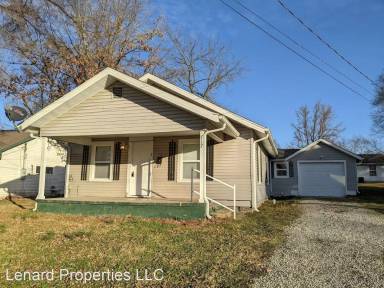 Main picture of 717 E Locust St