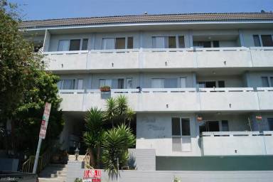 Main picture of 1045 3rd St