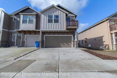 Main picture of 207 N 33rd Ct