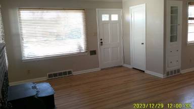 Main picture of 1615 S Longmont Ave