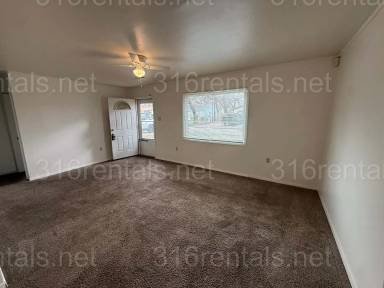 Main picture of 4533 S Elmhurst St
