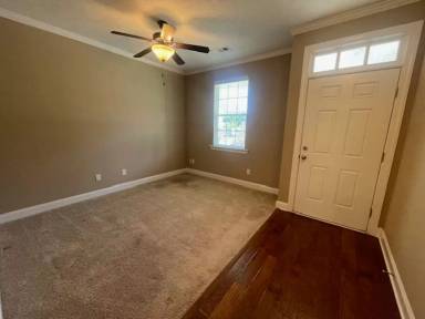 Main picture of 528 Brantley Cove Cir
