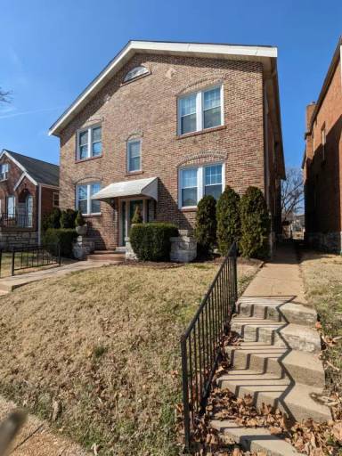 Main picture of 3527 Lawn Ave