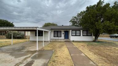 Main picture of 2511 40th St