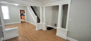 Main picture of 326 Smyser St