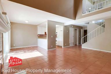 Main picture of 825 Mola Vista Way