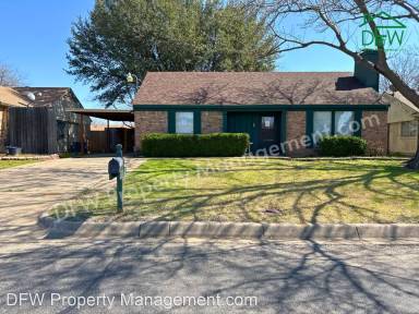 Main picture of 7016 Strawberry Way