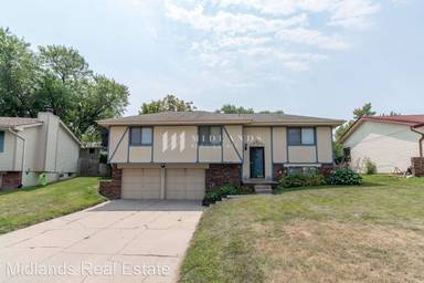 Main picture of 2201 Brighton Dr