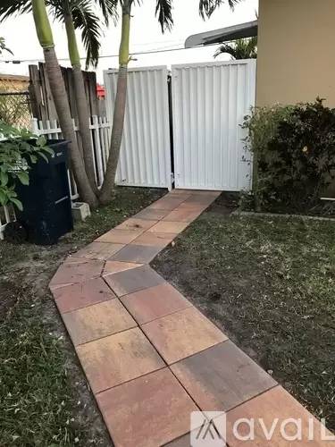 Main picture of 10720 SW 52nd Ter