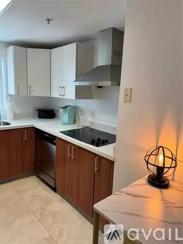Main picture of The Sail Condo