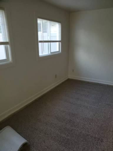 Main picture of 768 Cottage St NE