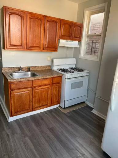 Main picture of 41 Linden St