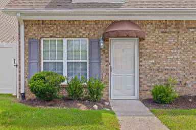 Main picture of 7510 Noah Reid Rd