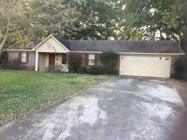 Main picture of 112 Scarborough Cir