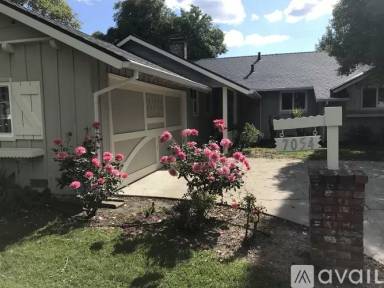 Main picture of 7054 Hogan Dr