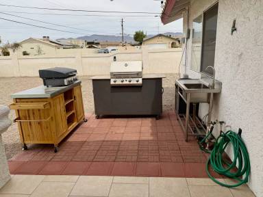 Main picture of 2199 Wallapai Dr