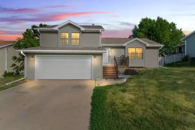 Main picture of 743 Sandusky Dr