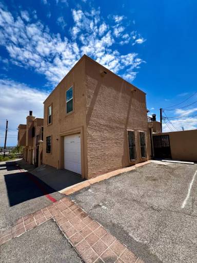 Main picture of 2520 San Jose Ave