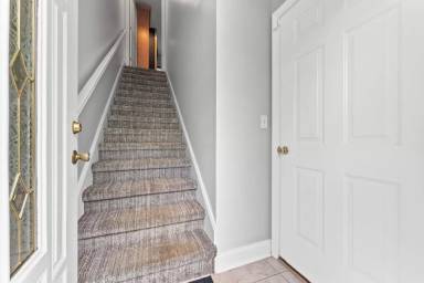 Main picture of 1014 W Canyon Dr