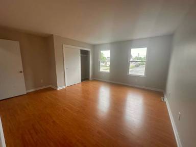 Main picture of 116 Ewing Ave