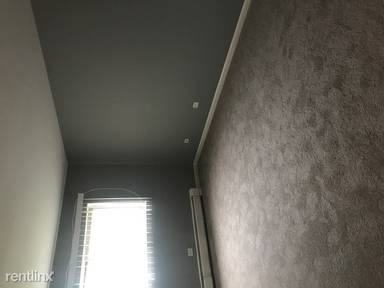 Main picture of 693 E Fullerton Ave
