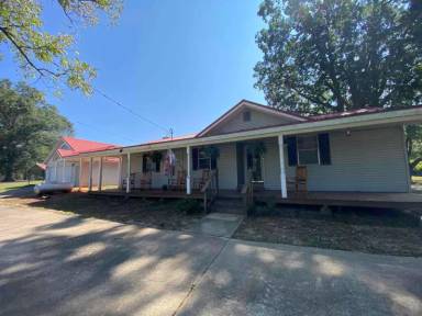 Main picture of 111 Boldo Rd