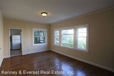Main picture of 375 Grand Ave