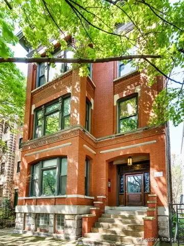 Main picture of 1530 N Hudson Ave
