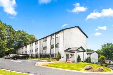 Main picture of Uphill Flats Apartments