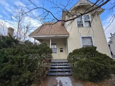 Main picture of 1820 8th Ave