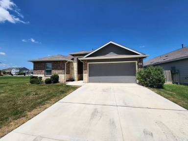 Main picture of 346 N Kowald Ln