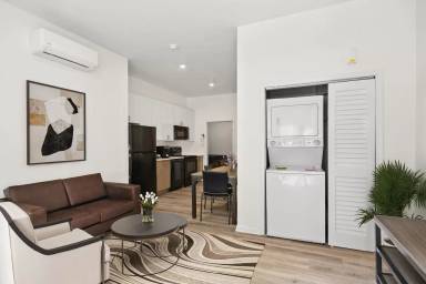 Main picture of 1534 N 16th St