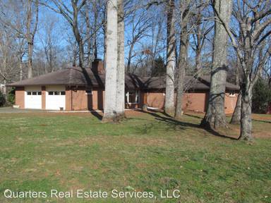 Main picture of 7295 Franklin Rd