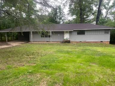 Main picture of 2718 E Benwood Dr