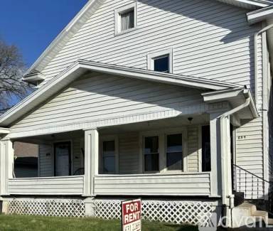 Main picture of 854 Champion Ave