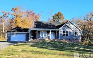 Main picture of 25 Meadow View Dr