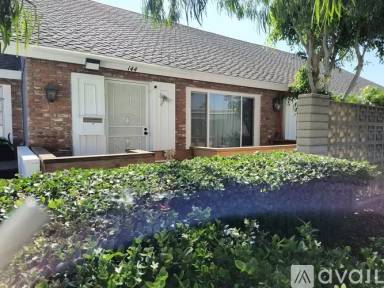 Main picture of 144 Yorktown Ln
