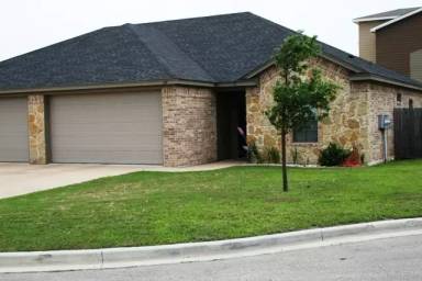 Main picture of 501-602 Fieldstone Dr