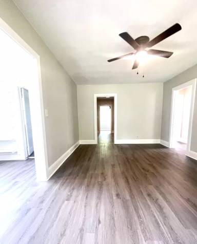 Main picture of 1500 E 10th St