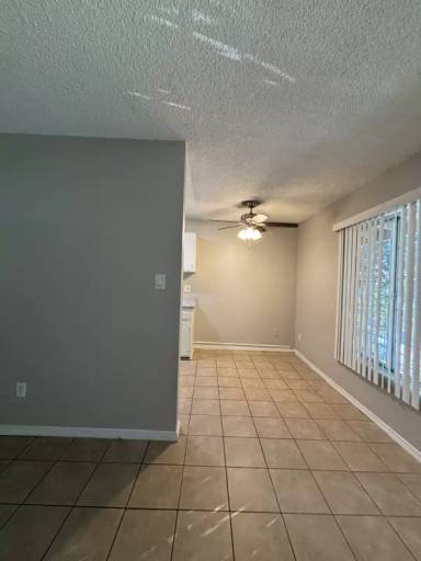 Main picture of 518 N Anna Dr