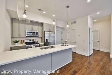 Main picture of 1003 N Bodine St