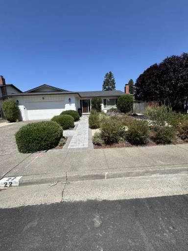 Main picture of 22 Leland Dr