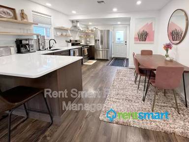 Main picture of 829 Rollins St